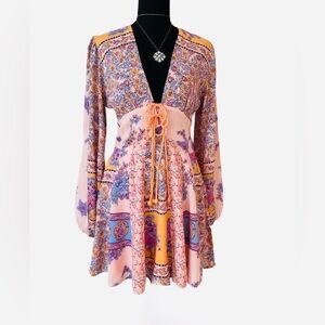 FREE PEOPLE ~ Long Flowy Sleeves Deep V Floral Multicolor Boho Dress fully Lined